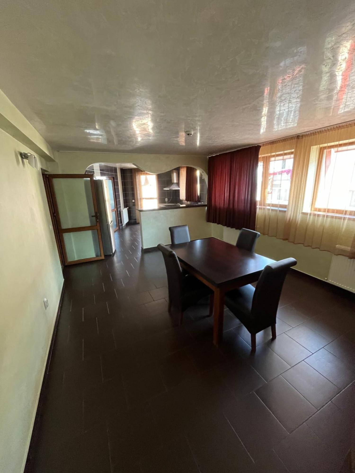 Complex Ramiro Hotel Suceava Exterior photo